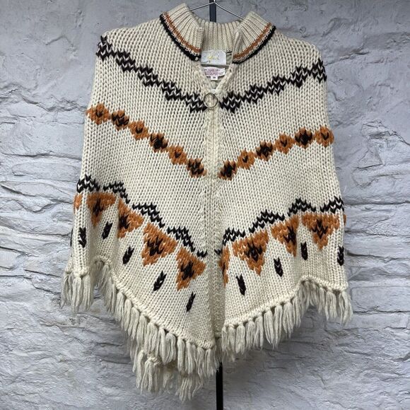 Vintage 1960s Poncho 100% Wool Boho Western Full Zip Shawl Fringe Hippie Cape - Picture 1 of 8